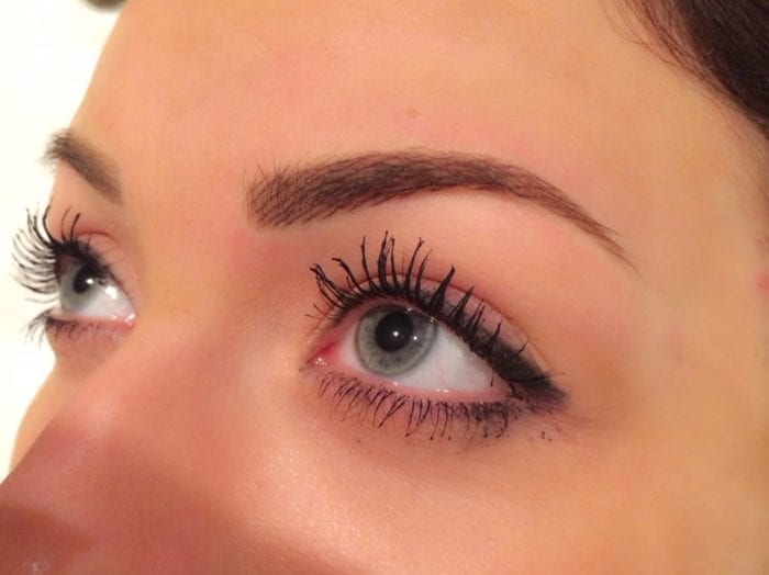 Semi permanent makeup